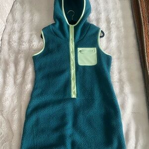 Title Nine Teal and Light Green Fleece Vest